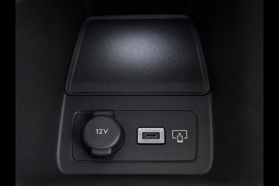 Peugeot 308 SW 1.6 Plug-in Hybrid 225 GT Camera Navigatie Apple Carplay Adaptive Cruise Control Stoelmassage Android Auto Camera Parkeersensoren  Stoelverwarming FULL LED Climate Control Virtual Cockpit Lichtmetalen velgen
