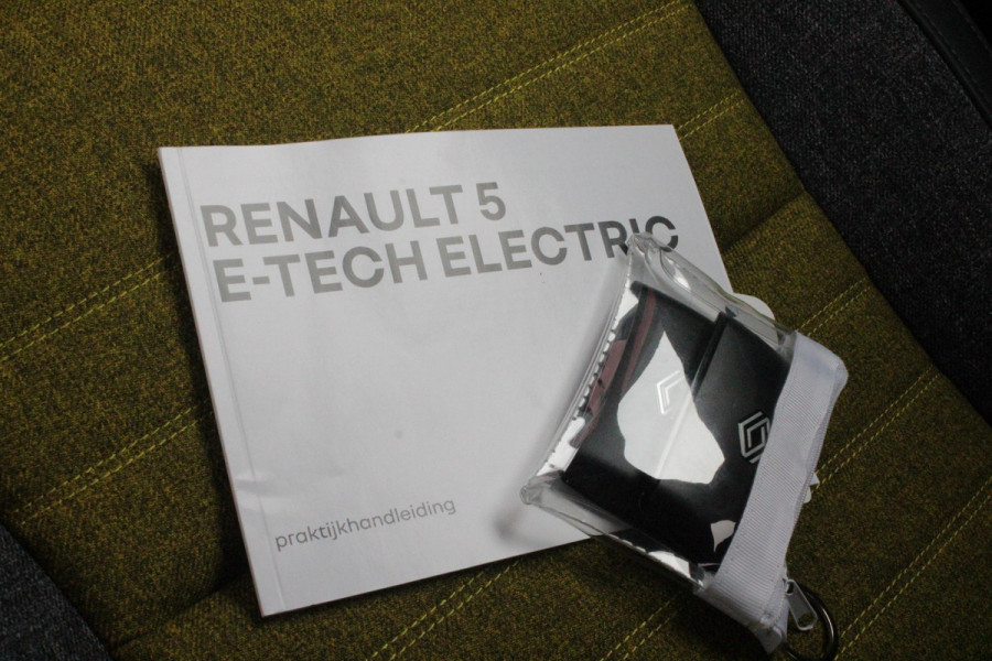 Renault 5 COMFORT RANGE ICONIC CINQ 150PK 52 kWh | PACK WINTER: ELEKTRISCH VERWARMBARE VOORSTOELEN/ELEKTRISCH VERWARMBAAR STUURWIEL/BESTUURDERSSTOEL MET ELEKTRISCH VERSTELBARE LENDESTEUN/IN HOOGTE VERSTELBARE PASSAGIERSSTOEL | PACK PREMIUM SOUND HARMAN KARDON: 9 SPEAKERS WAARVAN 1 SUBWOOFER/VERMOGEN 410 WATT/5 GELUIDSSFEREN: STUDIO/PODCAST/CONCERT/CLUB EN IMMERSION | PACK PARKING: FULL EASY PARK ASSIST MET PARKEERSENSOREN AAN VOOR EN ZIJKANT | PACK SAFETY & ADVANCED DRIVING ASSIST: INTELLIGENT ADAPTIVE CRUISE CONTROL,GEBRUIKT KAARTDATA OM SNELHEID AAN TE PASSEN/ACCUPANT SAFETY E