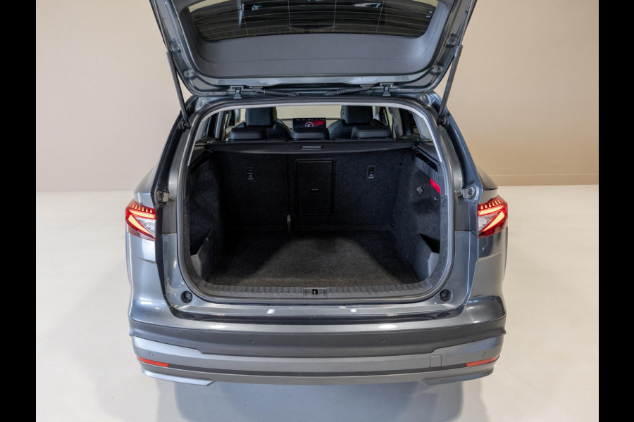 Škoda ENYAQ iV 80 SOH 91% / 204pk / Trekhaak / Panorama dak / Achteruitrij camera / Warmtepomp /