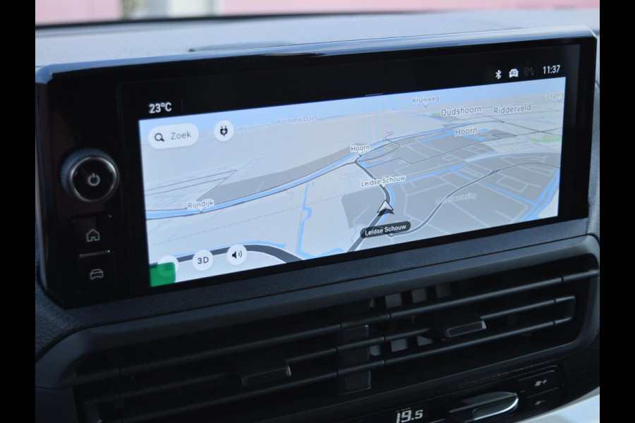 Opel Vivaro-e Dubbele Cabine 75kWh | STX Sport | Mooiste  bus van NL (!) | Lederen bekleding | Spoilerpakket | 18 inch Lichtmetalen velgen | Dynamic Comfort NAV Pakket | Winterpakket | 2x schuifdeur | Betimmering | Comfortstoelen |