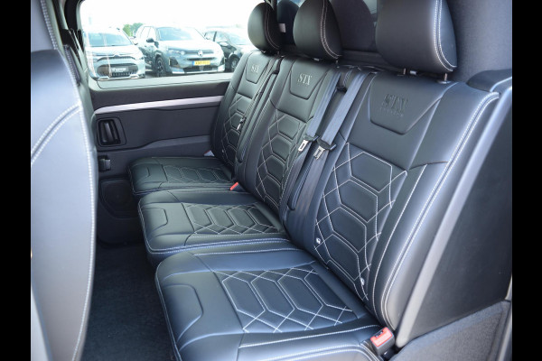 Opel Vivaro-e Dubbele Cabine 75kWh | STX Sport | Mooiste  bus van NL (!) | Lederen bekleding | Spoilerpakket | 18 inch Lichtmetalen velgen | Dynamic Comfort NAV Pakket | Winterpakket | 2x schuifdeur | Betimmering | Comfortstoelen |