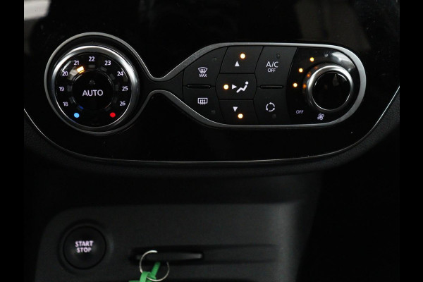 Renault Captur 1.3 TCe Intens | Stoelverwarming | Camera | Park assist | Cruise control | Carplay | Climate control | Dodehoek detectie | Navigatie | Full LED