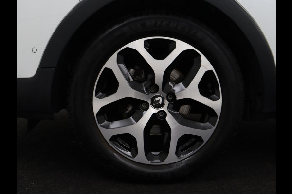 Renault Captur 1.3 TCe Intens | Stoelverwarming | Camera | Park assist | Cruise control | Carplay | Climate control | Dodehoek detectie | Navigatie | Full LED