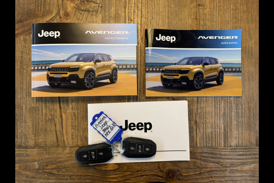 Jeep Avenger Summit 54 kWh SOH 96% Clima Camera Carplay Adaptive Cruise PDC voor en achter Half Leder
