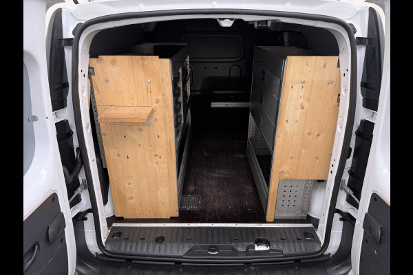 Renault Kangoo 1.5dCi 81PK Trekhaak Navi Euro 6 Imperiaal Airco Cruise Control Bluetooth Pdc Inbouwkasten Betonplex Vloer Wandbetimmering Schuifdeur 1e Eigenaar Origineel Nederlandse Auto
