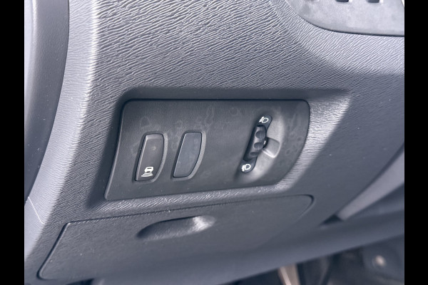Renault Kangoo 1.5dCi 81PK Trekhaak Navi Euro 6 Imperiaal Airco Cruise Control Bluetooth Pdc Inbouwkasten Betonplex Vloer Wandbetimmering Schuifdeur 1e Eigenaar Origineel Nederlandse Auto