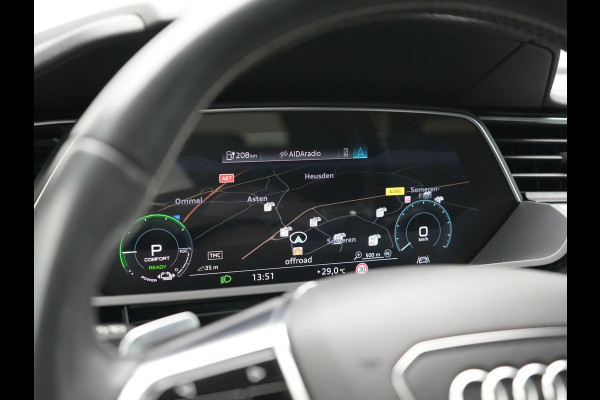 Audi e-tron 50 Quattro S Line 71 kWh 313pk Dealer O.H. | Panodak | Luchtvering | Head Up | Adaptive Cruise | Bang & Olufsen | Camera | Matrix LED | Alcantara Sportstoelen Memory & Verwarmd | Sfeerverlichting | Apple Carplay | Keyless | Blis |