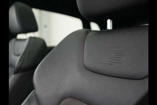Audi e-tron 50 Quattro S Line 71 kWh 313pk Dealer O.H. | Panodak | Luchtvering | Head Up | Adaptive Cruise | Bang & Olufsen | Camera | Matrix LED | Alcantara Sportstoelen Memory & Verwarmd | Sfeerverlichting | Apple Carplay | Keyless | Blis |
