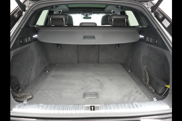 Audi e-tron 50 Quattro S Line 71 kWh 313pk Dealer O.H. | Panodak | Luchtvering | Head Up | Adaptive Cruise | Bang & Olufsen | Camera | Matrix LED | Alcantara Sportstoelen Memory & Verwarmd | Sfeerverlichting | Apple Carplay | Keyless | Blis |