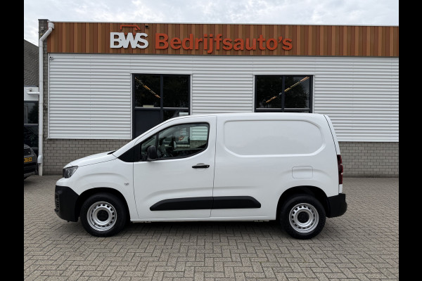 Peugeot Partner 1.2 PureTech Premium / benzine grijs kenteken / euro 6 / vaste prijs rijklaar € 11.750 ex btw / lease vanaf € 198 / airco / cruise / navi / raam in de schuifdeur / Apple Carplay Android auto