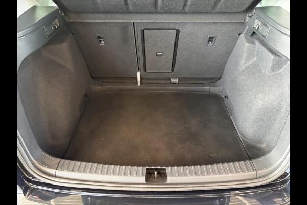 Seat Ateca 1.5 TSi 150pk DSG Xperience Business Intense 360CAMERA/KEYLESS/DODEHOEK/19INCH/WINTERPACK/ADAPT.CRUISE