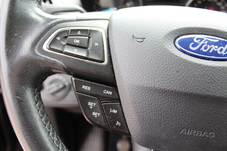 Ford Kuga 1.5 EcoBoost ST Line multimedia navi trekhaak keyless clima vol opties