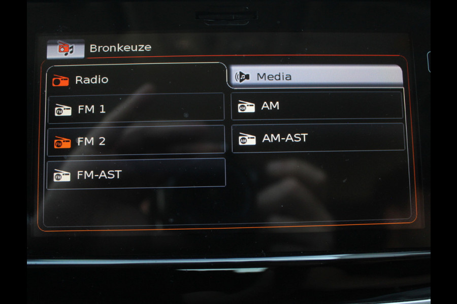 Suzuki S-Cross 1.0 Boosterjet Exclusive CLIMATE | CARPLAY | CAMERA | LED | STOELVERW | CRUISE | LMV17 | AFNBTRHAAK