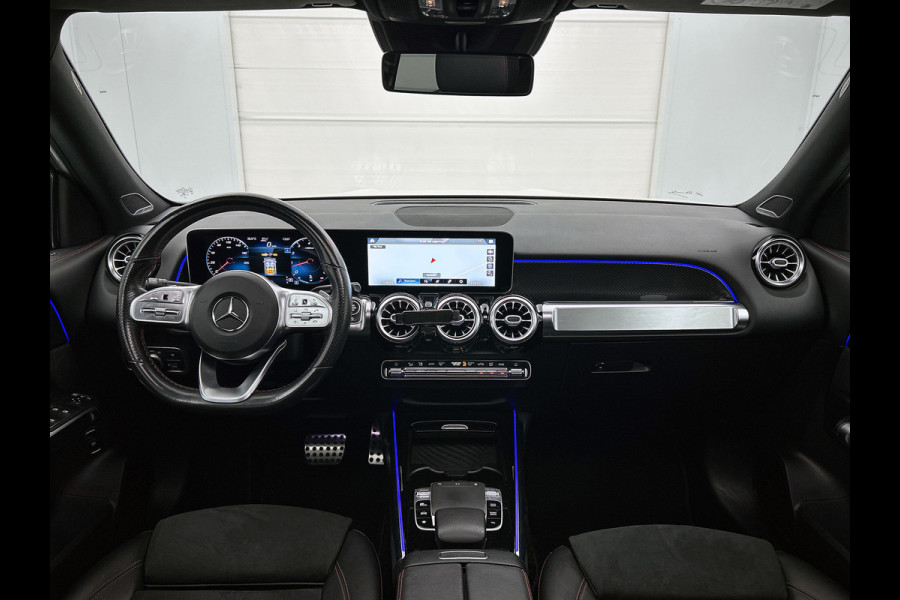 Mercedes-Benz Glb 250 4MATIC Premium Plus VOL! (Panorama, Burmester, Trekhaak, SfeerV, 360 camera, Lane Assist, AutoPilot, Etc)