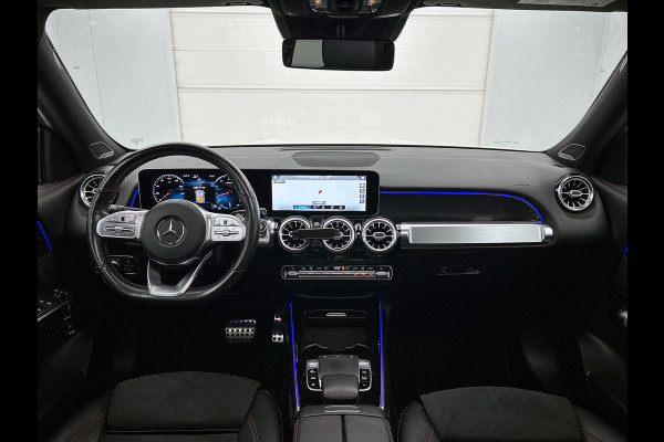 Mercedes-Benz Glb 250 4MATIC Premium Plus VOL! (Panorama, Burmester, Trekhaak, SfeerV, 360 camera, Lane Assist, AutoPilot, Etc)