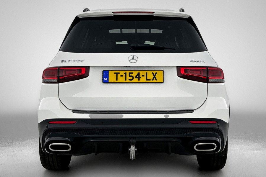 Mercedes-Benz Glb 250 4MATIC Premium Plus VOL! (Panorama, Burmester, Trekhaak, SfeerV, 360 camera, Lane Assist, AutoPilot, Etc)