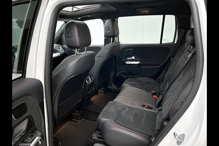 Mercedes-Benz Glb 250 4MATIC Premium Plus VOL! (Panorama, Burmester, Trekhaak, SfeerV, 360 camera, Lane Assist, AutoPilot, Etc)