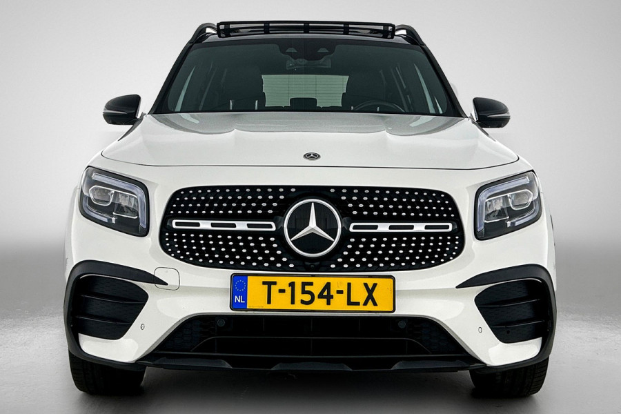 Mercedes-Benz Glb 250 4MATIC Premium Plus VOL! (Panorama, Burmester, Trekhaak, SfeerV, 360 camera, Lane Assist, AutoPilot, Etc)
