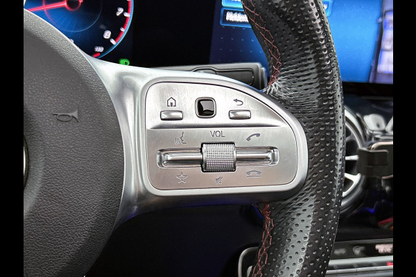 Mercedes-Benz Glb 250 4MATIC Premium Plus VOL! (Panorama, Burmester, Trekhaak, SfeerV, 360 camera, Lane Assist, AutoPilot, Etc)