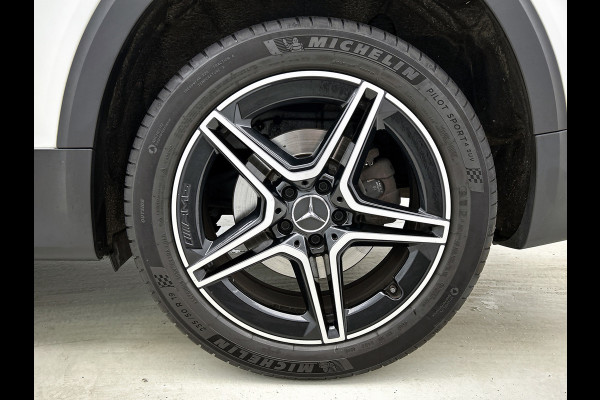 Mercedes-Benz Glb 250 4MATIC Premium Plus VOL! (Panorama, Burmester, Trekhaak, SfeerV, 360 camera, Lane Assist, AutoPilot, Etc)
