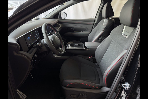 Hyundai Tucson 1.6 T-GDI PHEV LUXE N-LINE NIEUWE AUTO 360° CAMERA ELEK.KLEP ELEK.STOEL MET GEHEUGEN VERWARMD SUBWOOFER 19" LMV ZWARTE HEMEL STU PLUG IN HYBRIDE