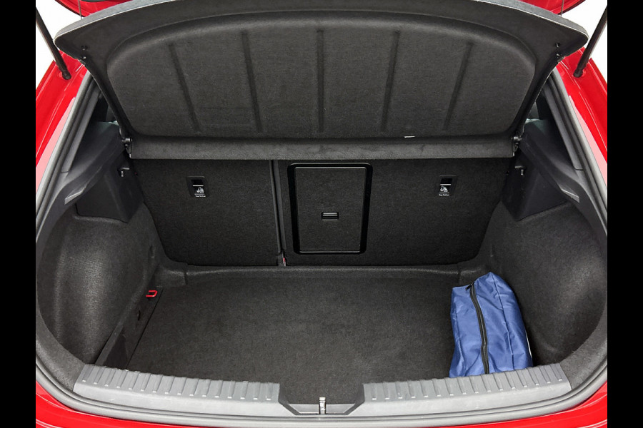 Seat Leon 1.5 TSI FR (Goed OndH, Panorama, Camera, Trekhaak, SfeerV, Elektrische stoelen, Etc)