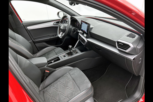 Seat Leon 1.5 TSI FR (Goed OndH, Panorama, Camera, Trekhaak, SfeerV, Elektrische stoelen, Etc)
