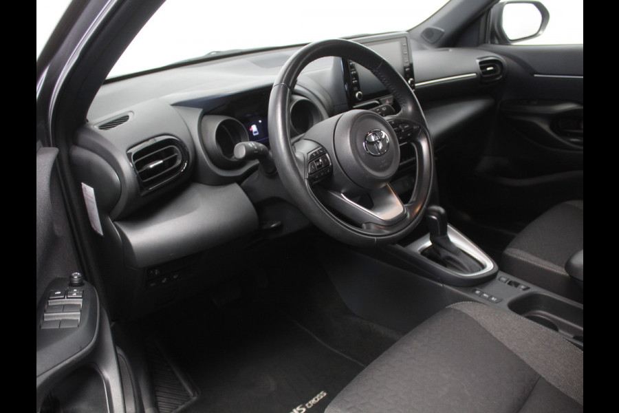 Toyota Yaris Cross 1.5 Hybrid Dynamic CAMERA | CARPLAY | ADAPCRUISE | LMV17 | LED | CLIMATE | STOELVERW | DAB