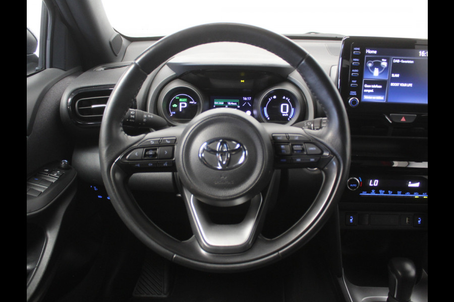 Toyota Yaris Cross 1.5 Hybrid Dynamic CAMERA | CARPLAY | ADAPCRUISE | LMV17 | LED | CLIMATE | STOELVERW | DAB