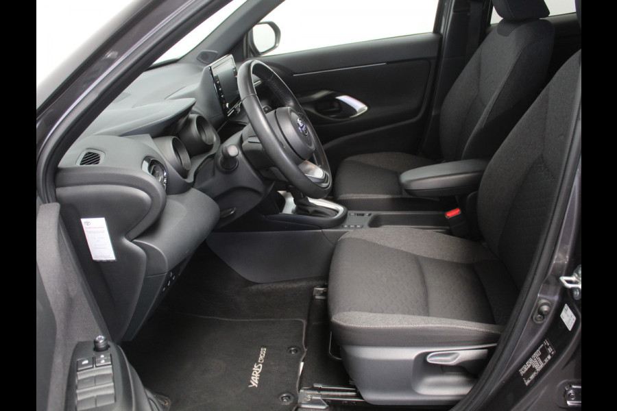 Toyota Yaris Cross 1.5 Hybrid Dynamic CAMERA | CARPLAY | ADAPCRUISE | LMV17 | LED | CLIMATE | STOELVERW | DAB