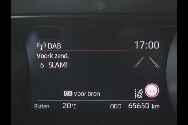 Toyota Yaris Cross 1.5 Hybrid Dynamic CAMERA | CARPLAY | ADAPCRUISE | LMV17 | LED | CLIMATE | STOELVERW | DAB