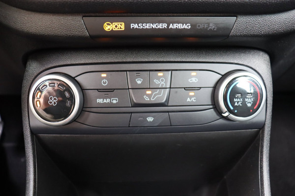 Ford Fiesta 1.1 Trend org. NL-auto navigatie cruise pdc