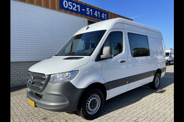 Mercedes-Benz Sprinter 317 1.9 CDI 170pk L2H2 DC 7 persoons / rijklaar € 37.950 ex btw / lease vanaf € 936 / climate control / trekhaak 3500 kg optie / achteruit rijcamera !
