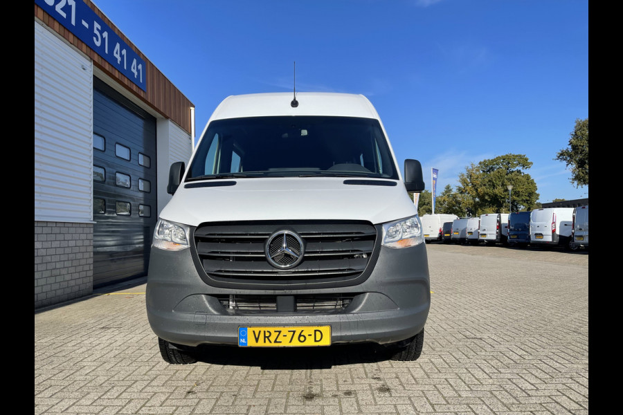 Mercedes-Benz Sprinter 317 1.9 CDI 170pk L2H2 DC 7 persoons / rijklaar € 37.950 ex btw / lease vanaf € 936 / climate control / trekhaak 3500 kg optie / achteruit rijcamera !