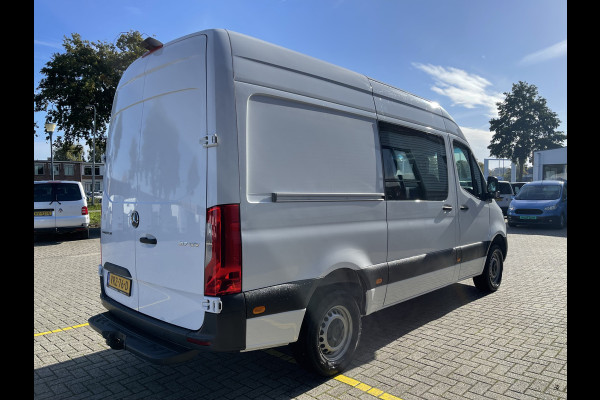 Mercedes-Benz Sprinter 317 1.9 CDI 170pk L2H2 DC 7 persoons / rijklaar € 37.950 ex btw / lease vanaf € 936 / climate control / trekhaak 3500 kg optie / achteruit rijcamera !