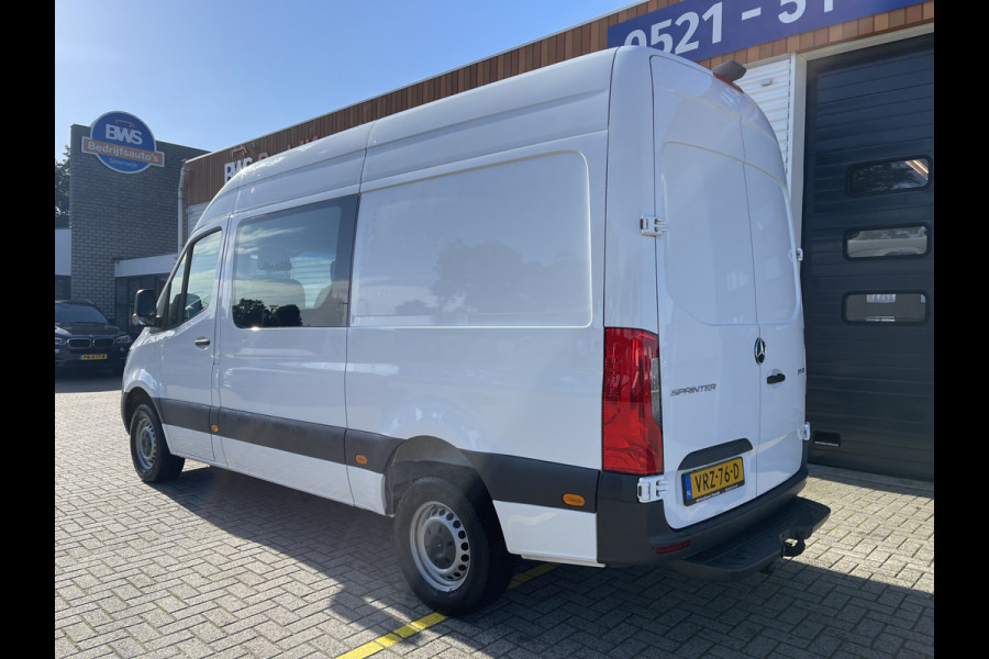 Mercedes-Benz Sprinter 317 1.9 CDI 170pk L2H2 DC 7 persoons / rijklaar € 37.950 ex btw / lease vanaf € 936 / climate control / trekhaak 3500 kg optie / achteruit rijcamera !