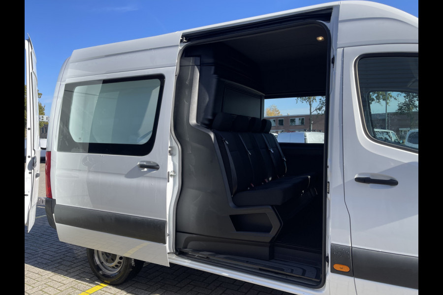 Mercedes-Benz Sprinter 317 1.9 CDI 170pk L2H2 DC 7 persoons / rijklaar € 37.950 ex btw / lease vanaf € 936 / climate control / trekhaak 3500 kg optie / achteruit rijcamera !