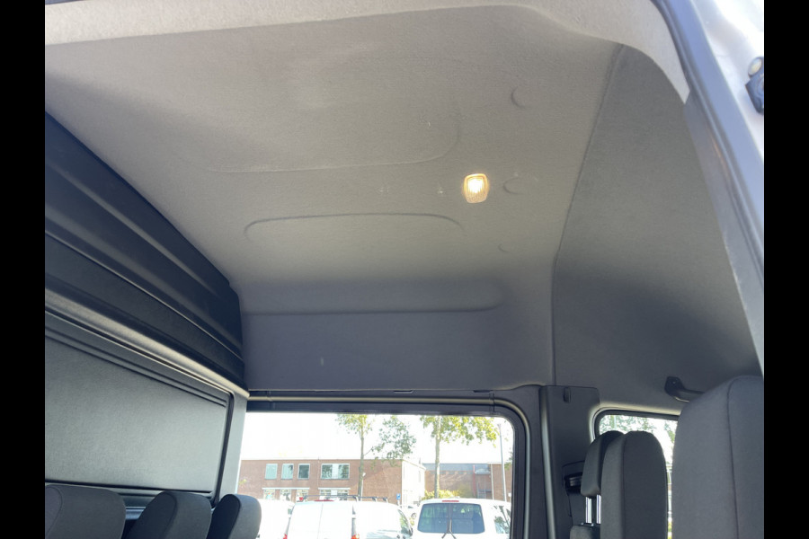 Mercedes-Benz Sprinter 317 1.9 CDI 170pk L2H2 DC 7 persoons / rijklaar € 37.950 ex btw / lease vanaf € 936 / climate control / trekhaak 3500 kg optie / achteruit rijcamera !