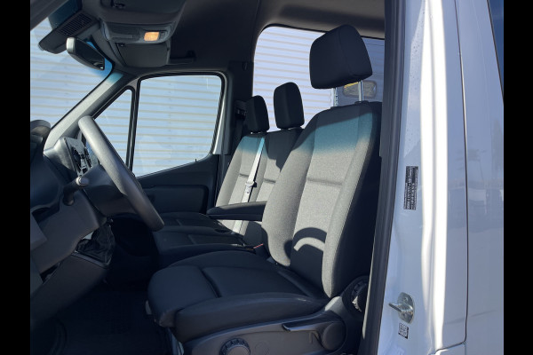 Mercedes-Benz Sprinter 317 1.9 CDI 170pk L2H2 DC 7 persoons / rijklaar € 37.950 ex btw / lease vanaf € 936 / climate control / trekhaak 3500 kg optie / achteruit rijcamera !