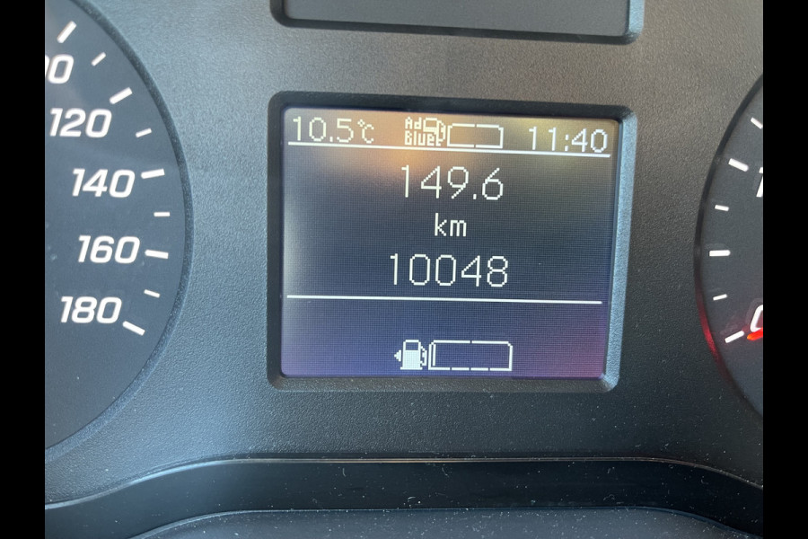 Mercedes-Benz Sprinter 317 1.9 CDI 170pk L2H2 DC 7 persoons / rijklaar € 37.950 ex btw / lease vanaf € 936 / climate control / trekhaak 3500 kg optie / achteruit rijcamera !