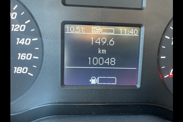Mercedes-Benz Sprinter 317 1.9 CDI 170pk L2H2 DC 7 persoons / rijklaar € 37.950 ex btw / lease vanaf € 936 / climate control / trekhaak 3500 kg optie / achteruit rijcamera !