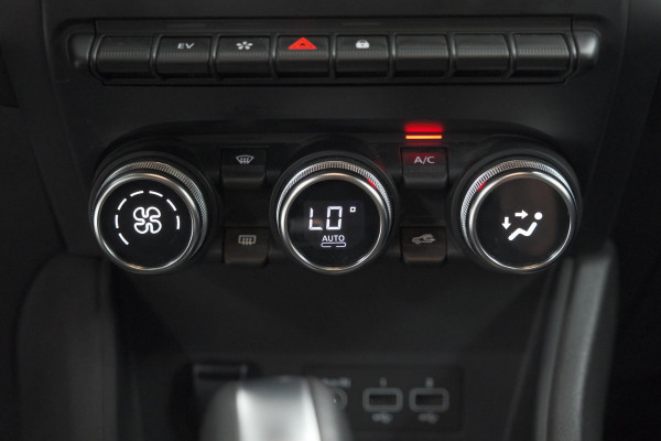 Renault Captur 1.6 E-Tech full hybrid 145 techno | Camera | Parkeersensoren | Cruise Control | Apple Carplay | Navigatie | Hoge Instap