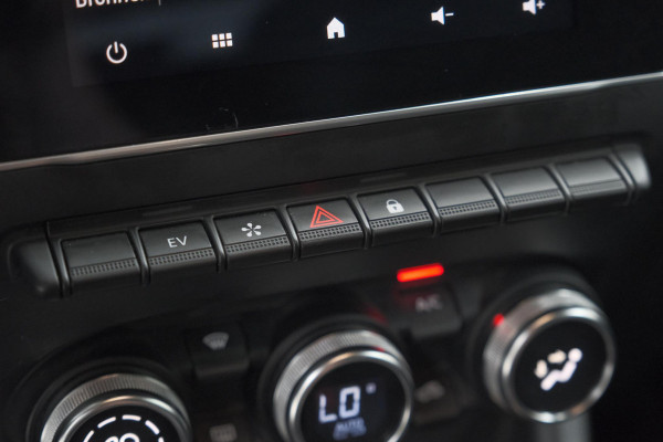 Renault Captur 1.6 E-Tech full hybrid 145 techno | Camera | Parkeersensoren | Cruise Control | Apple Carplay | Navigatie | Hoge Instap