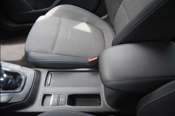 Ford FOCUS Wagon 1.0 EcoB. Tr Ed. bns