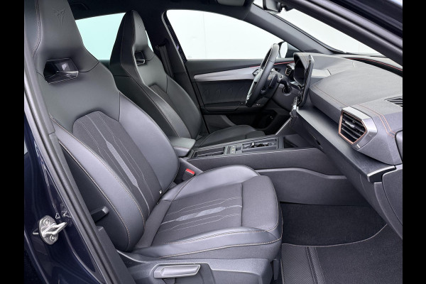 CUPRA Formentor 1.4 e-Hybrid VZ Copper Edition CUPRA KNOPPEN| ELEK. ACHTERKLEP | MEMORY STOEL|  ACHTERUITRIJCAMERA | ADAPT. CRUISE CONTROL | STOEL + STUURVERWARMING| RIJKLAARPRIJS INCL. 12 MND BOVAG GARANTIE