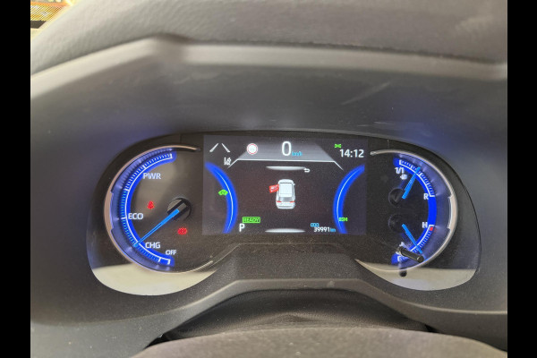 Toyota RAV4 2.5 HYBRID 4WD DYNAMIC PACK GARANTIE TOT 05-2031! SLECHTS 39.000 KM! 1650 KG TREKGEWICHT. STUUR & STOELVERWARMING . NAVIGATIE .PDC V & A .