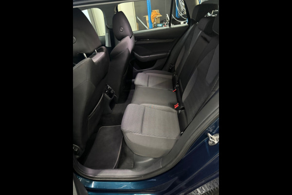 Škoda Octavia Combi 1.0 e-TSI Business Edition Plus Automaat | Navi | Clima | Trekhaak