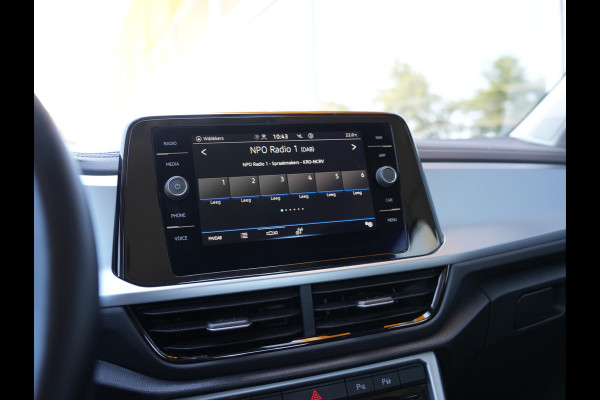 Volkswagen T-Roc 1.5 TSI Life Business