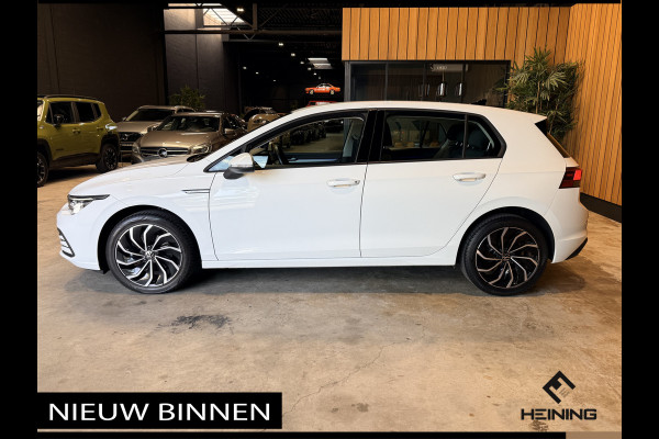 Volkswagen Golf 1.5 TSI Life Navi. Apple-carplay. PDC. Adaptive-cruise, 82500 KM met NAP