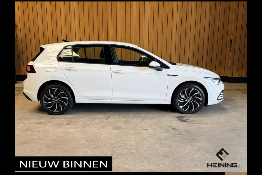 Volkswagen Golf 1.5 TSI Life Navi. Apple-carplay. PDC. Adaptive-cruise, 82500 KM met NAP